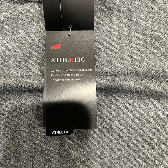 New Balance tenacity running hoodie. Size L. NWT - Picture 5 of 6